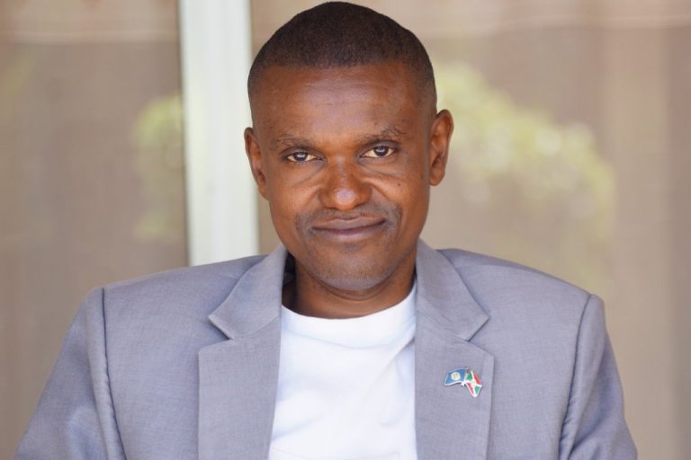 Gabriel Banzawitonde : « Les fonctionnaires de l’Etat travaillent dans de très mauvaises conditions »