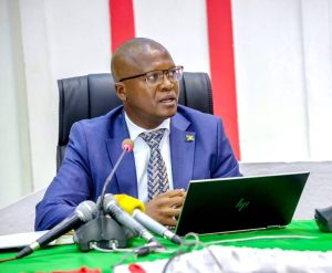 Nestor Ntahontuye: « Le Burundi perd 1600 milliards de fbu de taxes. »