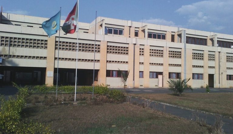 Ministère de la Santé : les aides-infirmiers réclament un statut spécial