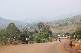 Cibitoke : À Mbanza-Miduha, des enfants parcourent 20 km par jour pour aller à l’école