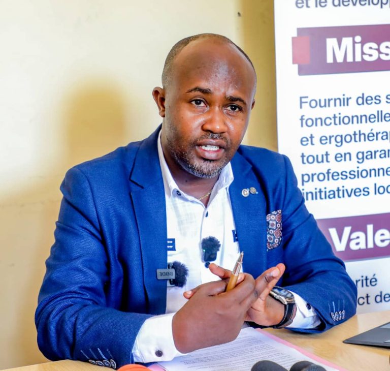 Santé des seniors :  La marche régulière réduit les douleurs et protège les nerfs.