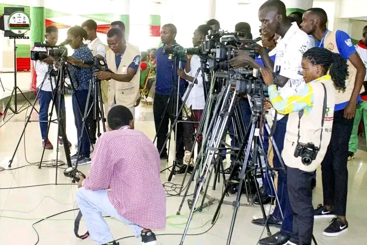 Les médias burundais entre avancées et précarité
