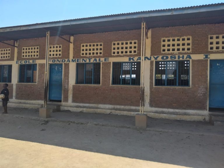 Rentrée scolaire 2026-2027 : des écoles de Kanyosha confrontées au manque d’enseignants et de bancs-pupitres